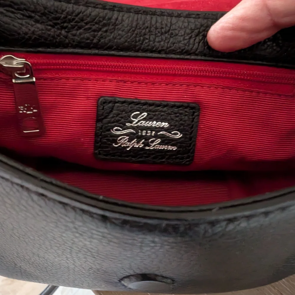 Ralph Lauren Black Leather Crossbody Bag - Picture 7 of 9